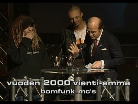Sasi palkitsee Bomfunk MC's 2001
