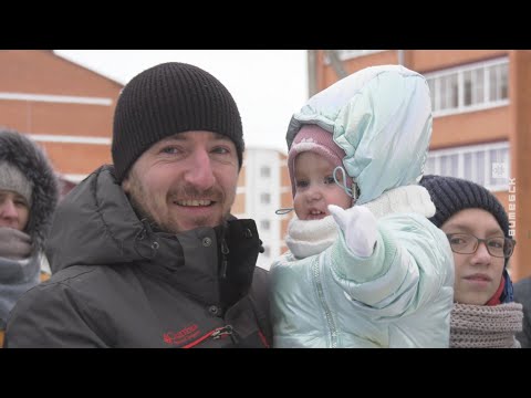 Первый многоквартирный дом с лифтом торжественно открыли в
Городке (05.01.2023)