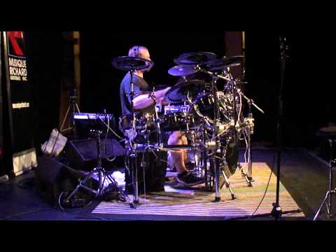 Flo Mounier - Roland V Drum Clinic