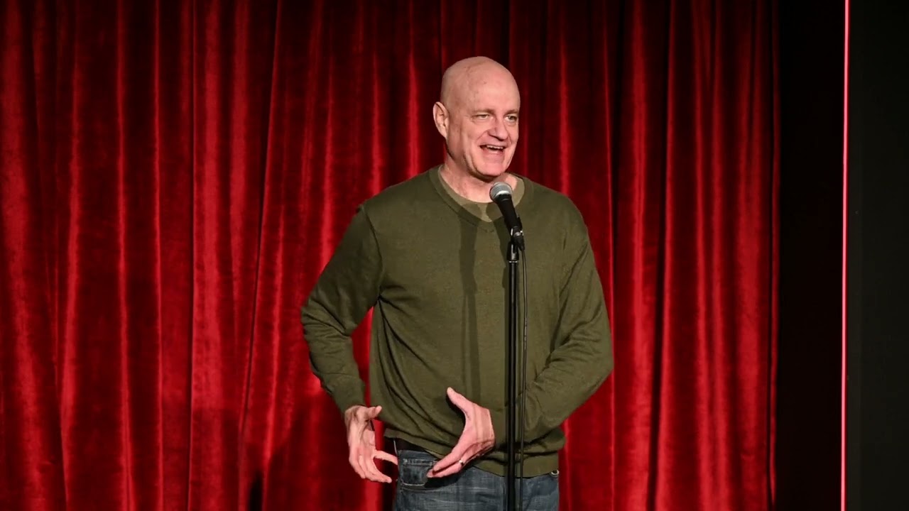 Wife's Fanny Pack - Comedian Mike Lukas #comedy #standupcomedy #standupcomedians #jokes