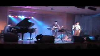 扎西顿珠《STEPPIN OUT WITH MY BABY》