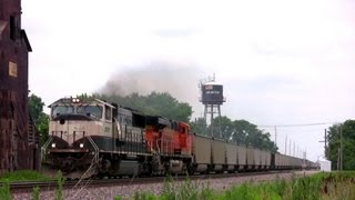 preview picture of video 'BNSF 9589 (Executive paint scheme ) West at Arlington, Illinois on 7-9-09'