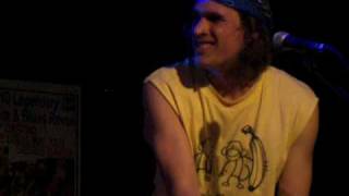 100 Monkeys - Sleeping Giants