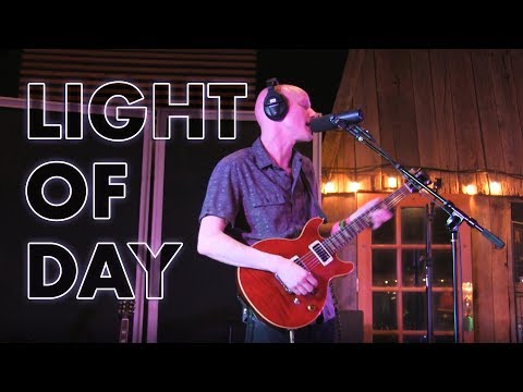 McCauliffe Brothers Band - Light of Day