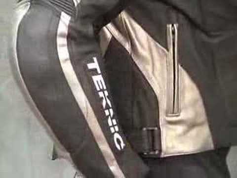 Teknic Violator 2008 Jacket Review from SportbikeTrackGear.com