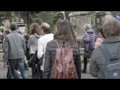 Passeggiate tra i ricordi al Verano