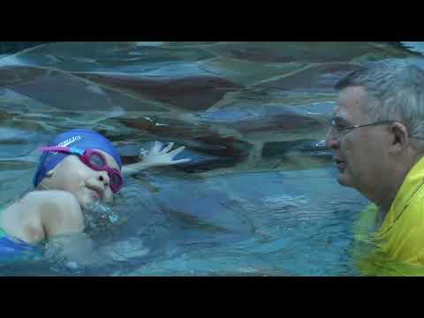 Teaching freestyle breathing to five and six year old children