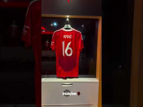 Shakes & Les at the Manchester United Stadium Dressing Room🔥🔥🔥💯💯💯