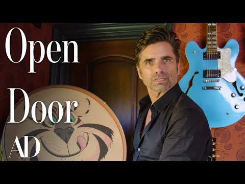 John Stamos Gives A Cribs-Style Tour Of His $6.75M Beverly Hills Mansion