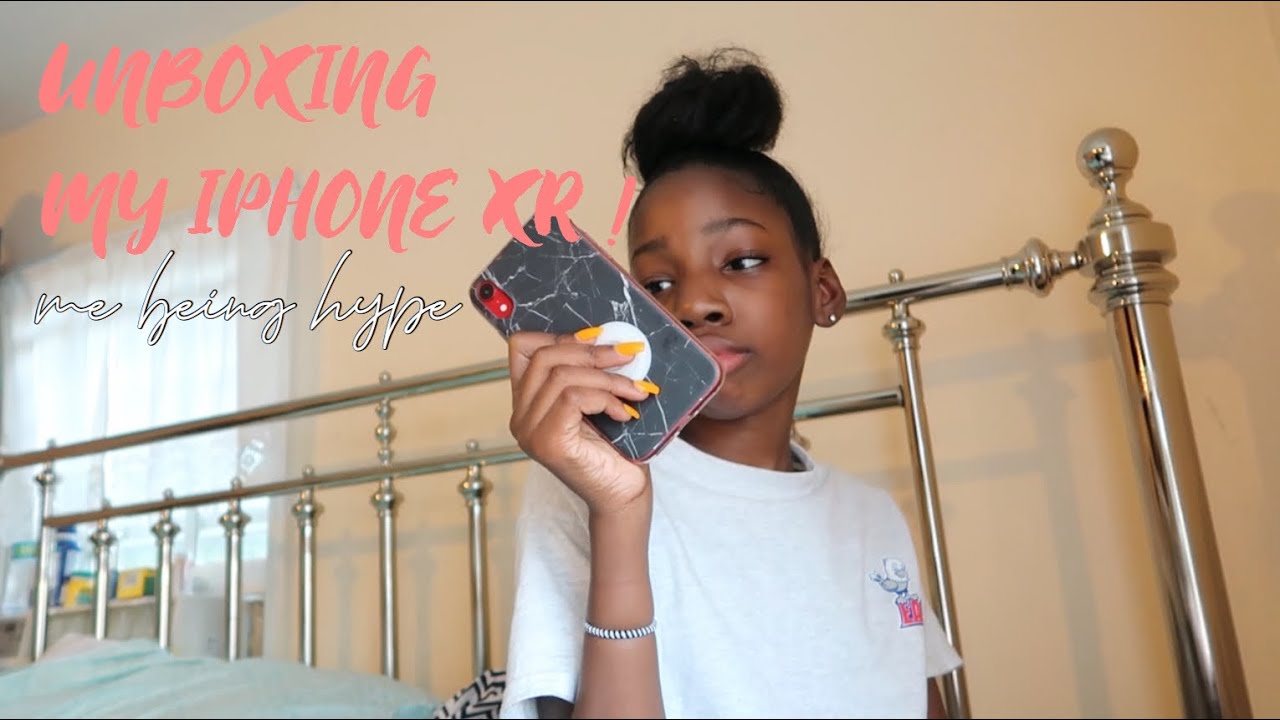UNBOXING MY IPHONE XR ! ft. My sister