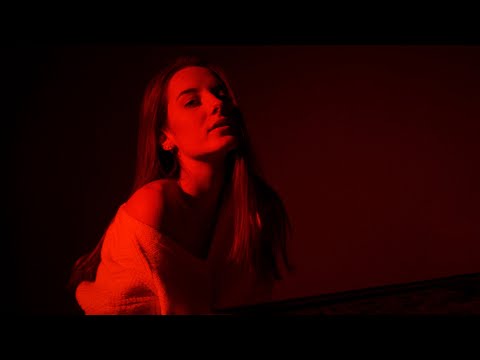 SEVER LABEL - TEODORA SEMIC (ANGELLINA - SIJAM COVER)