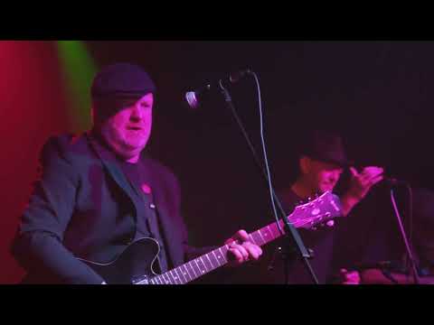 The Dark of the Night - Outcast Crew (Live)