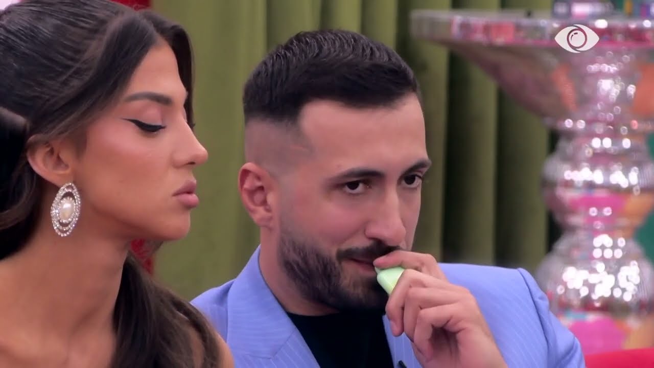 “E konsideron veten përfaqësuese të…”/ Kriset raporti mes Jozit dhe Gertës: Lëpin aty ku pështyn