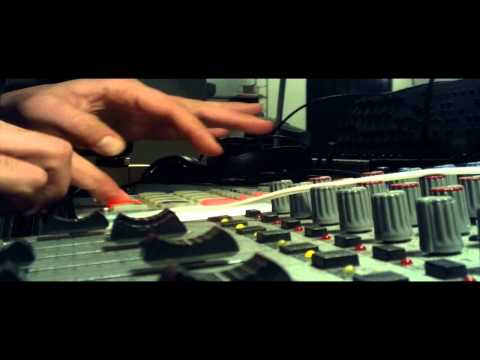 ESA VIDEOBLOG 002 - BEATS SET ON ROLAND SP 404