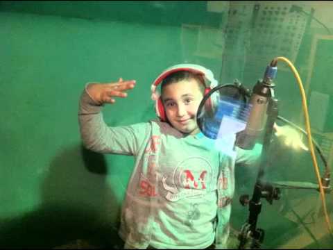 Mc-anas Asghar raper f Maroc Clash rwapa wela wapa freestyle.wmv