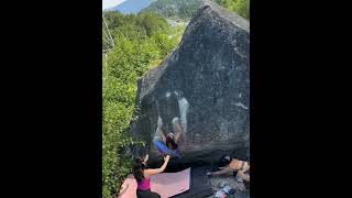 Video thumbnail of Conspiracy of One, V6. Squamish