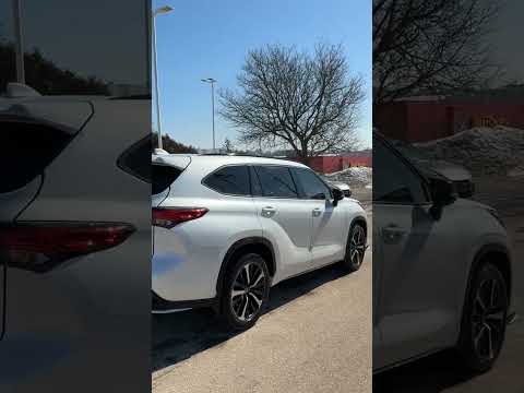 2022 Toyota Highlander XSE AWD in White for sale at Forbes Waterloo Toyota in Waterloo, ON