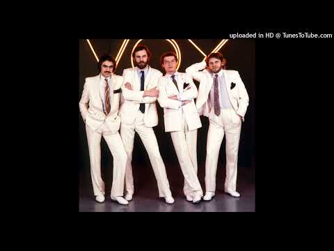 VOX - Rycz, mała rycz (1984) - tekst Maria Czubaszek / kompozytor Ryszard Rynkowski - HQ