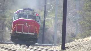 preview picture of video 'Odenton GP40 Diesel Commuter Train'