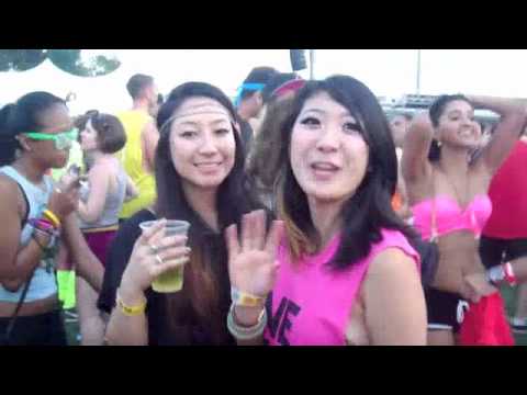 Ezoo 2012 - Axwell