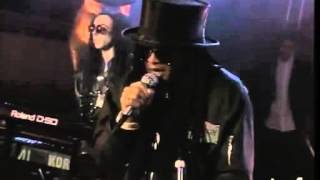 Milli Vanilli &quot;Blame it on the rain&quot; - Archive INA