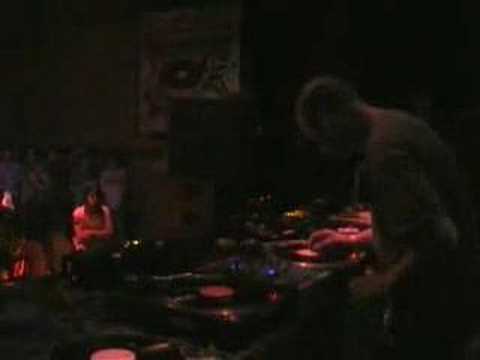 DJ DNS Turntable Showcase (2006)