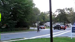preview picture of video 'Obama's motorcade in Cresskill, NJ'