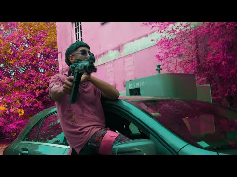 BLUE B - BOOMIN (OFFICIAL VIDEO)