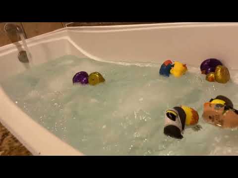 Bathtub Filling ASMR // Ducks in a Whirlpool 10 Hour Loop