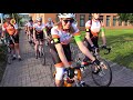 Wielericoon Marianne Vos geeft het startschot