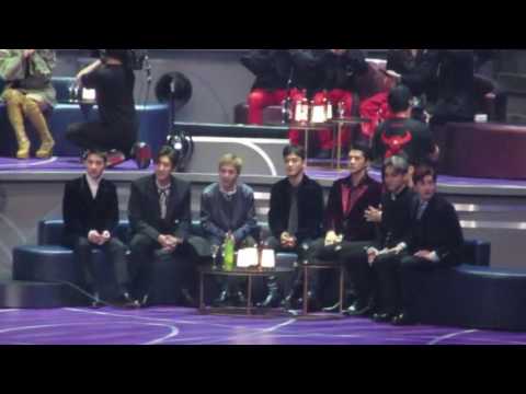 161202 EXO REACTION to Gallant's high note "Weight in Gold" during Mnet Mama 2016
