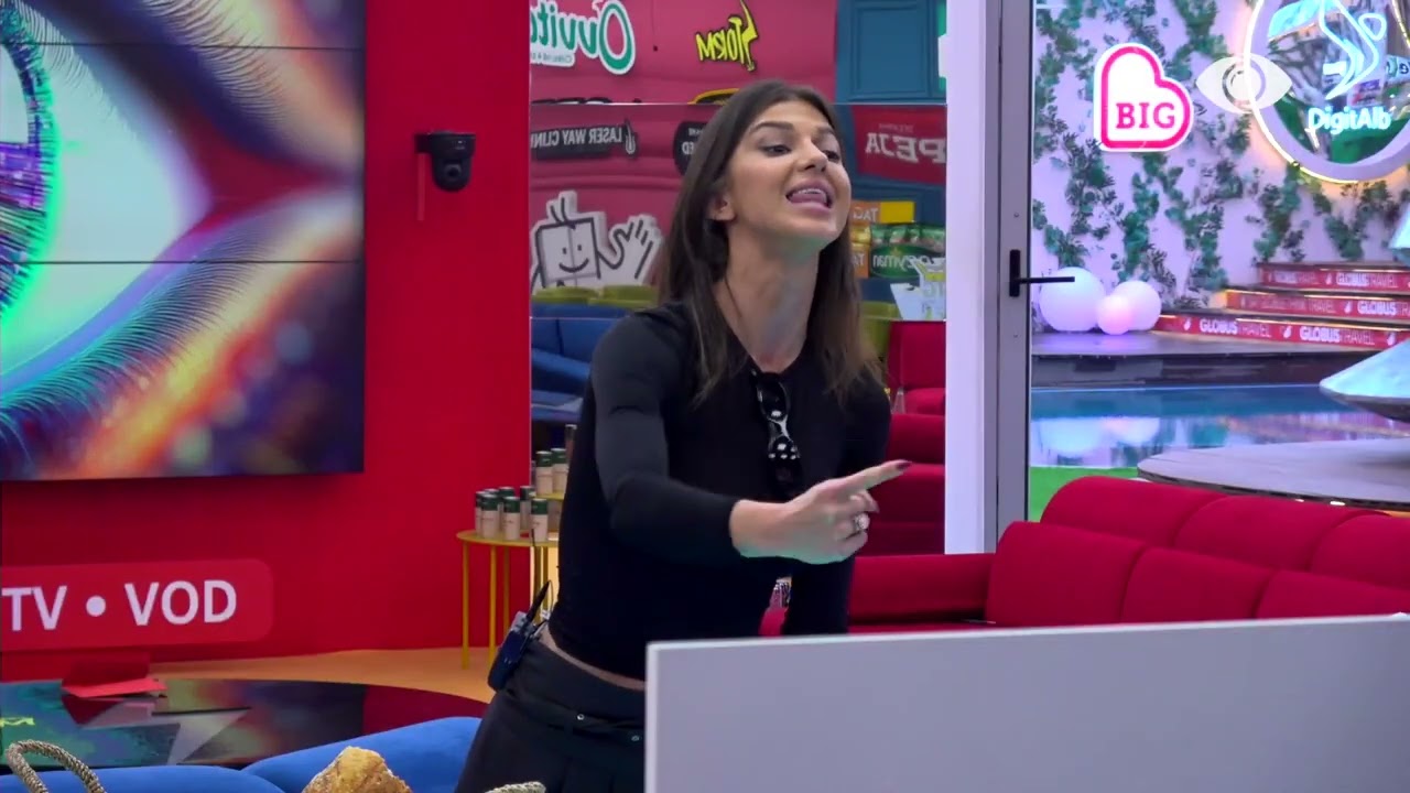 Danja-Loredanës: Mbaje të dashurin tënd për krahu, mos lejo…