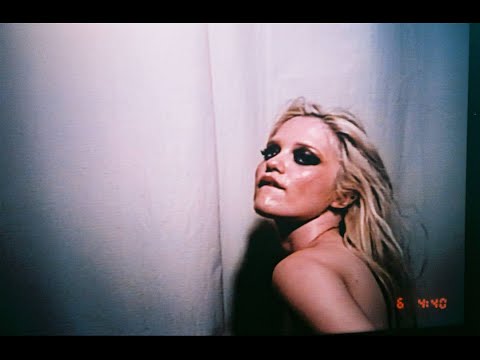 Sky Ferreira - Voices Carry (Alternative Version)