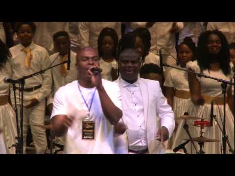 MASSAMBA NZINGA feat EMJY KUBULANA et GABRIALA M. & FRIEN DS 30ANS DE CARRIERE Yonde NZAMBE
