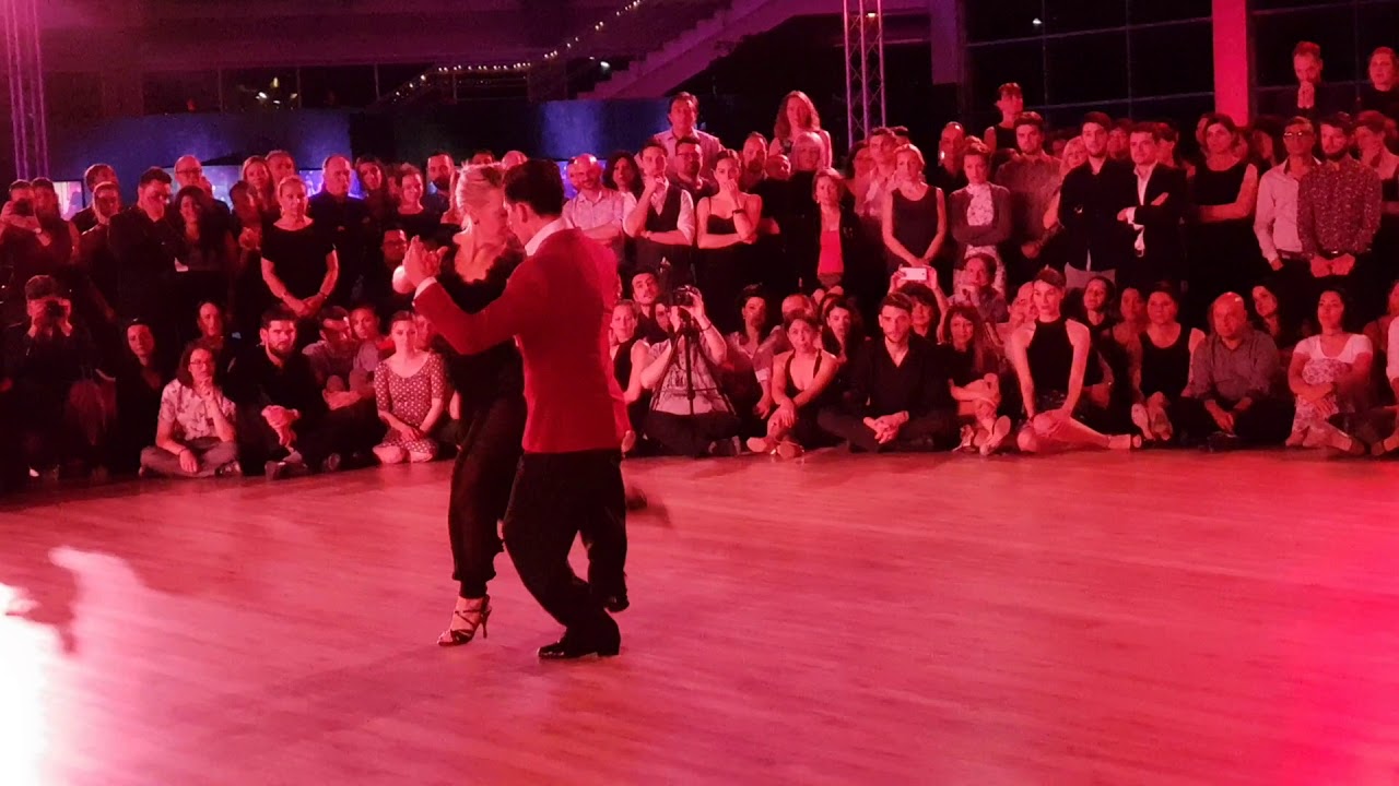 Ivan Terrazas e Sara Grdan - 2/5