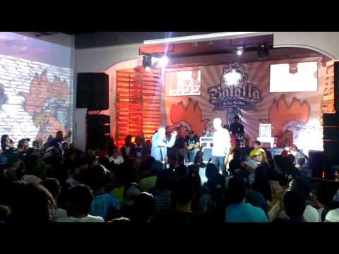 Oze Vs Penzatore - Batalla De Gallo Panama 2015