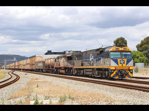 CF4403 & SCT011 16 hour late 1MP9 Midland