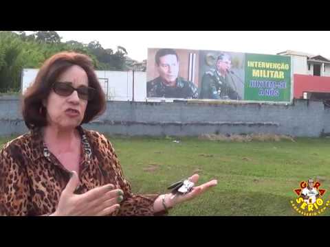 Dra Conceição Fala Sobre a Intervenção Militar em frente ao Outdoor em São Lourenço da Serra