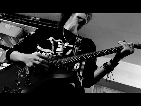 Enter Sandman - Metallica cover by Miss Taken