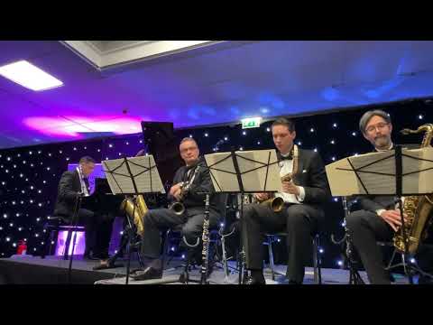 Glad Rag Doll - Andy Schumm & Earl Hines Orchestra - Whitley Bay Jazz (2025)