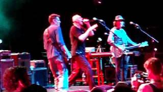 Midnight Oil -  Surf&#39;s Up Tonight