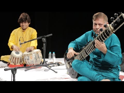 Budhaditya Mukherjee: Raag Tilak Kamod