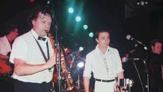 Ouf la puce/Pourquoi del sol,S'emballez ,Féfita