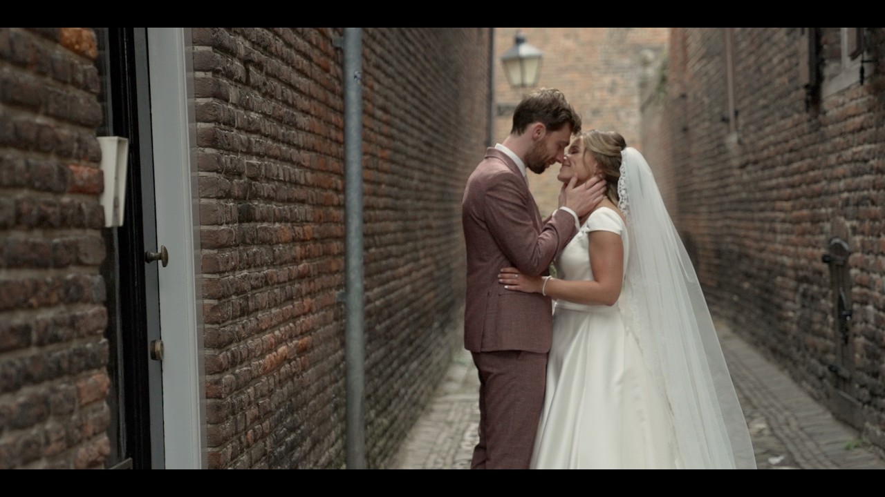 Klik om video te laden en af te spelen