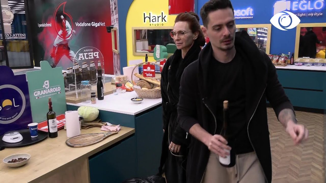 Mëngjesi i parë për banorët e rinj, ata mundohen të përshtaten