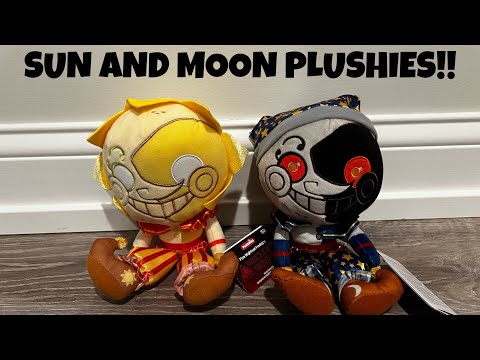 FNAF SUN AND MOON PLUSHIES UNBOXING AND REVIEW!