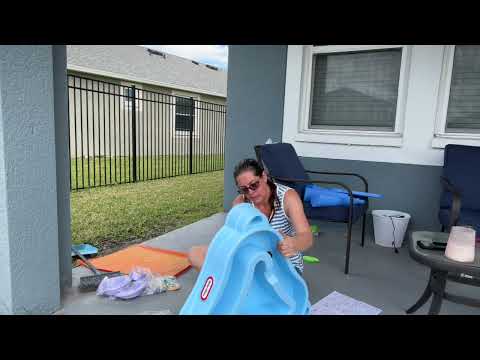 BLUEY Bubble Lawn Mower for Toddlers, Bubble Blowing Machine with Sound for Indoor and Outdoor Gardening Toy, Plays Bluey Music, Birthday, Party Favor for Preschool Girls and Boys video review thumbnail
