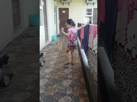 nova eliza goyang secawan madu