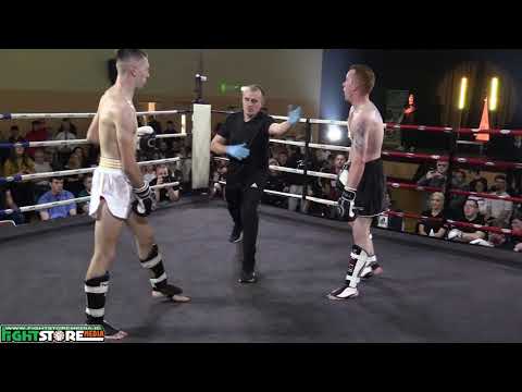 Ciaran Mathers vs Paulie Boyle - Fight Club Circus - Fight Night 1