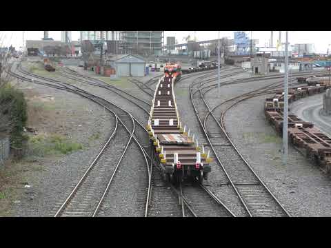 Retro Irish Rail 071 Class Loco 071 + Materials Train - North Wall and Portmarnock (24/1/20)